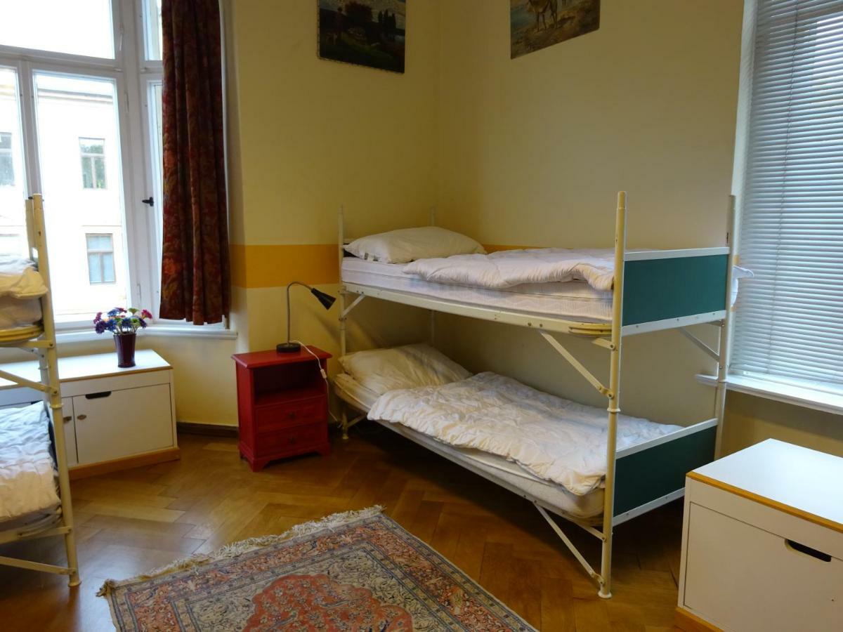 Hummel Hostel - Historische Stadtvilla Mit Garten Веймар Екстер'єр фото